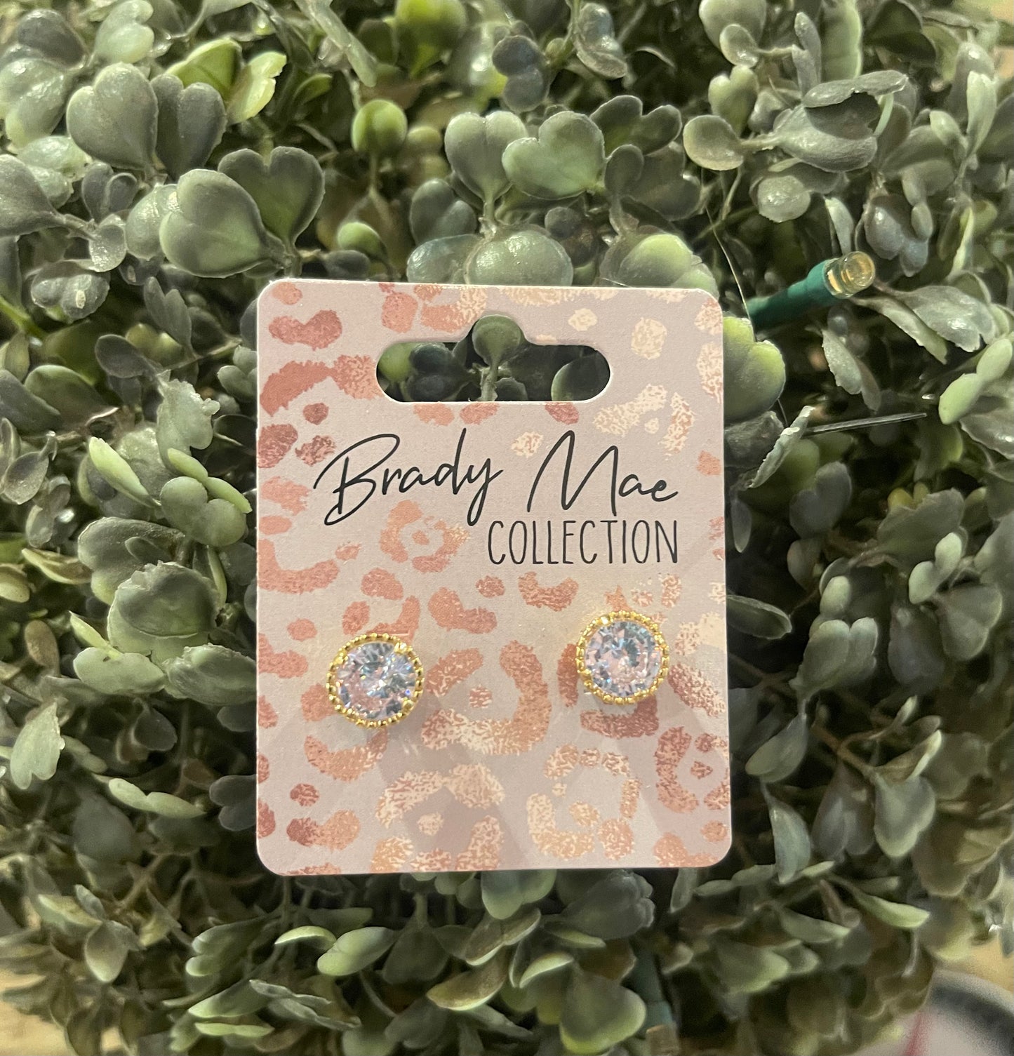 Halo Studs