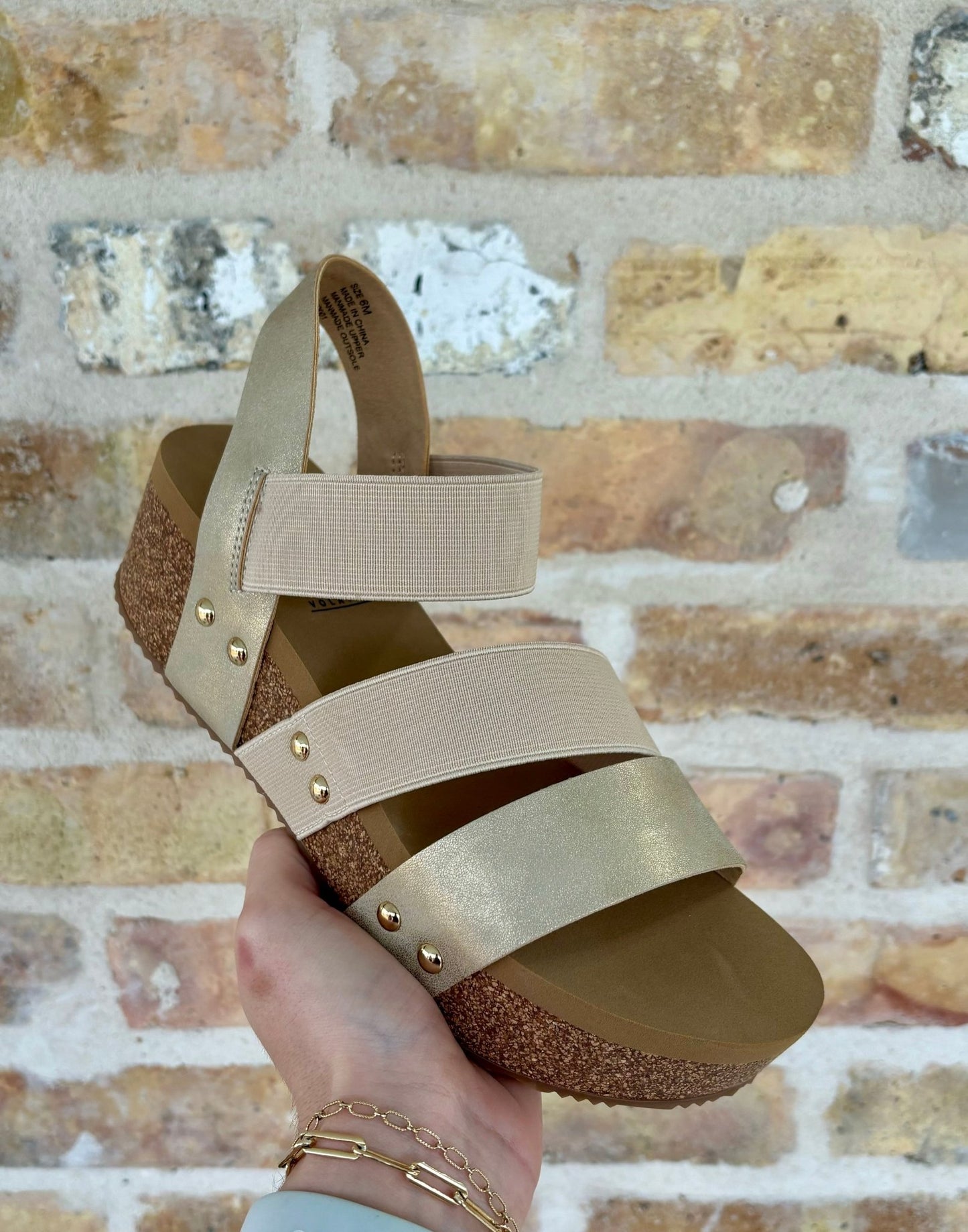 Picnic Gold Sandals - Ballyhoo Boutique and Gift