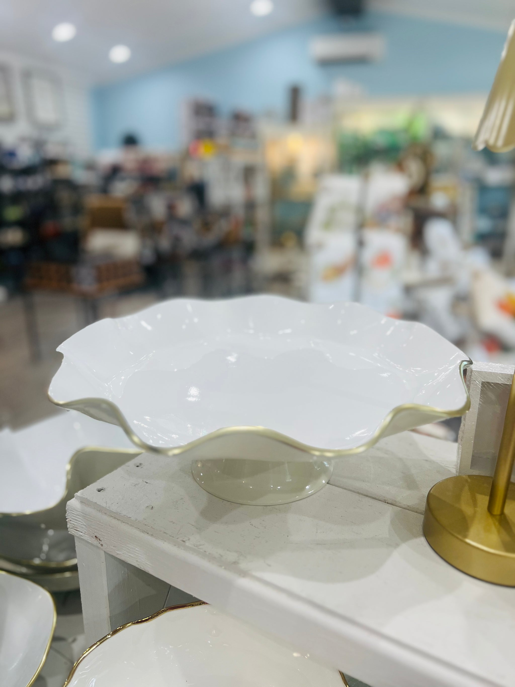 Encanto Carola Pedestal Cake Plate