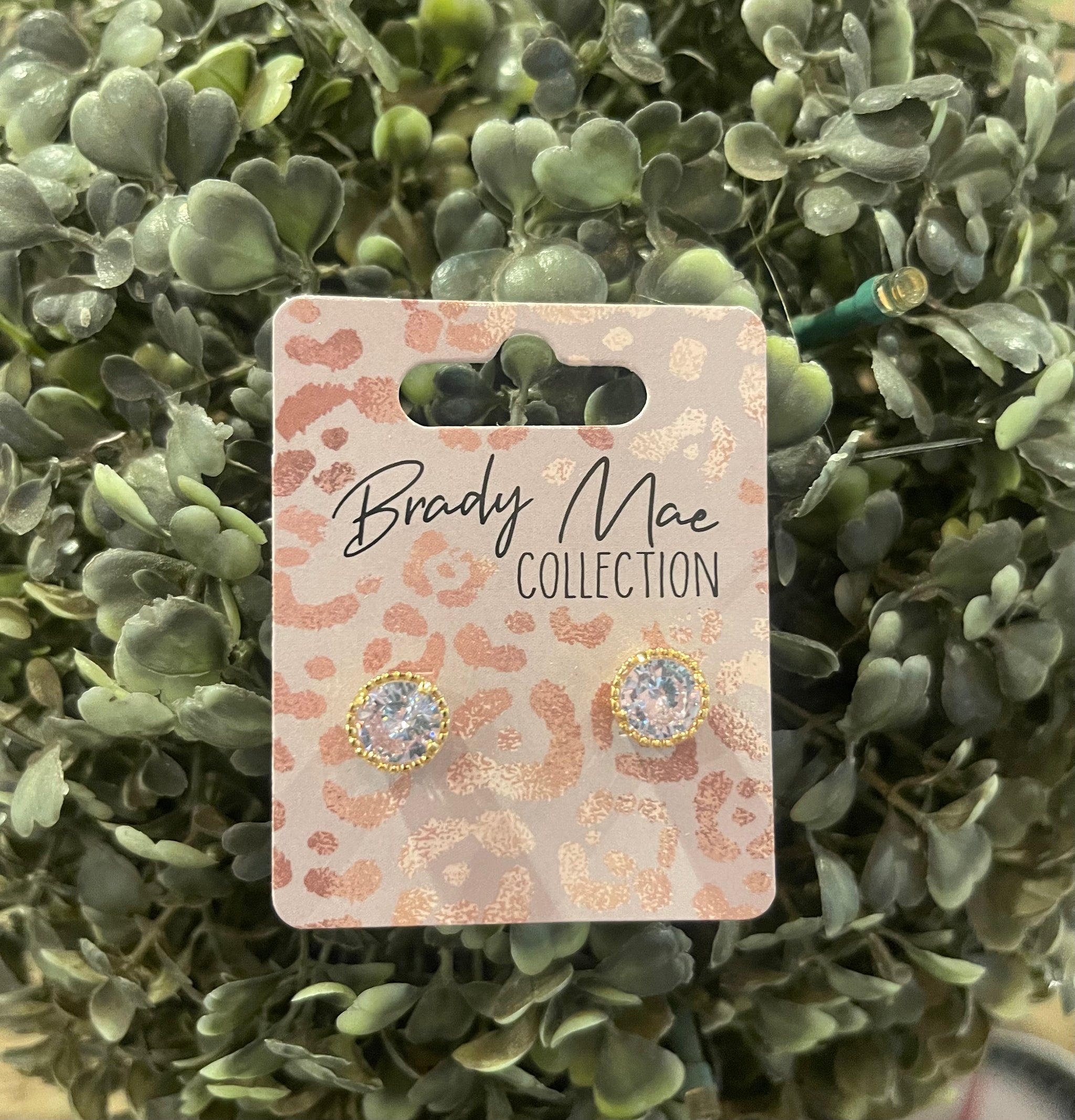 Halo Studs