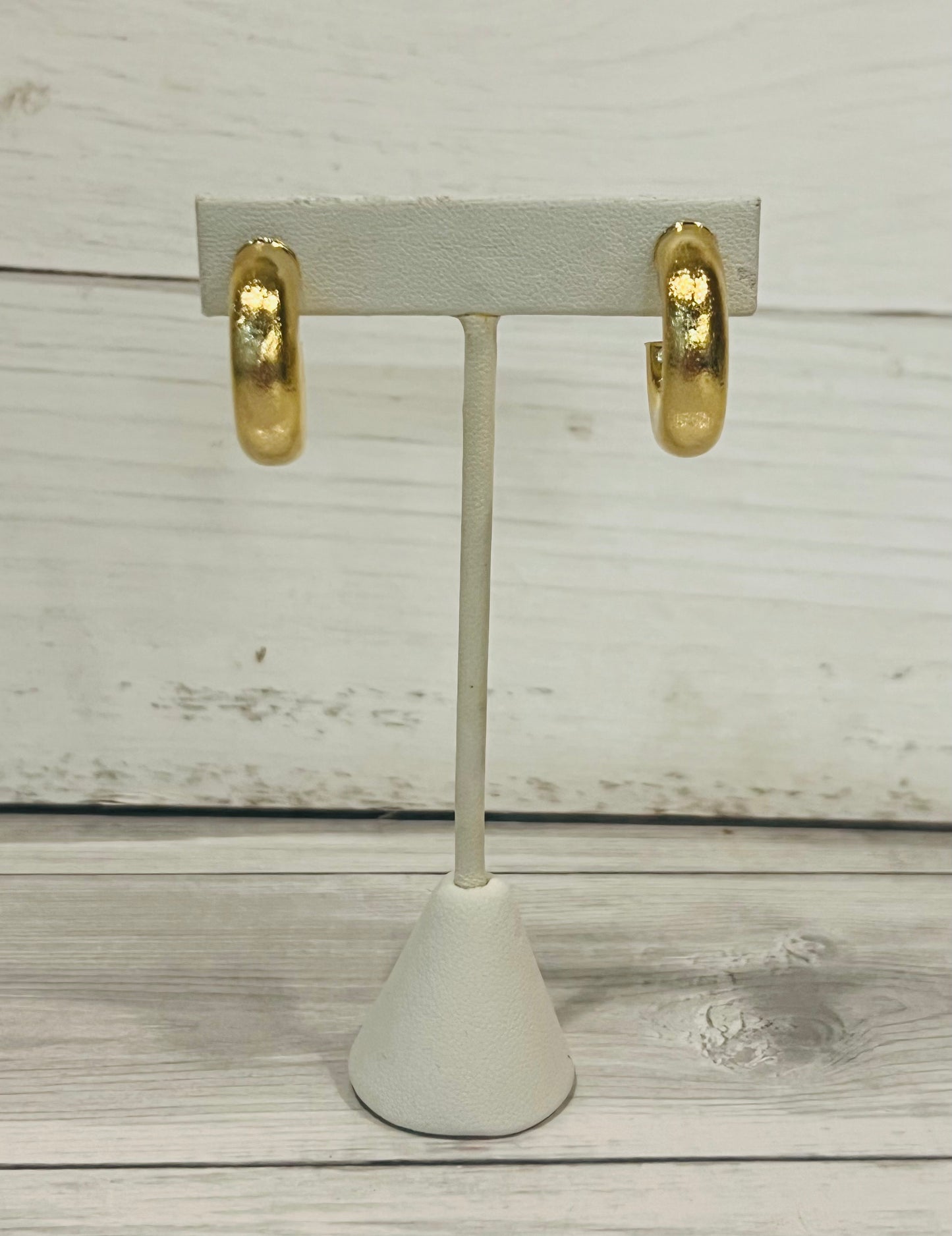 Cali Small Hoops