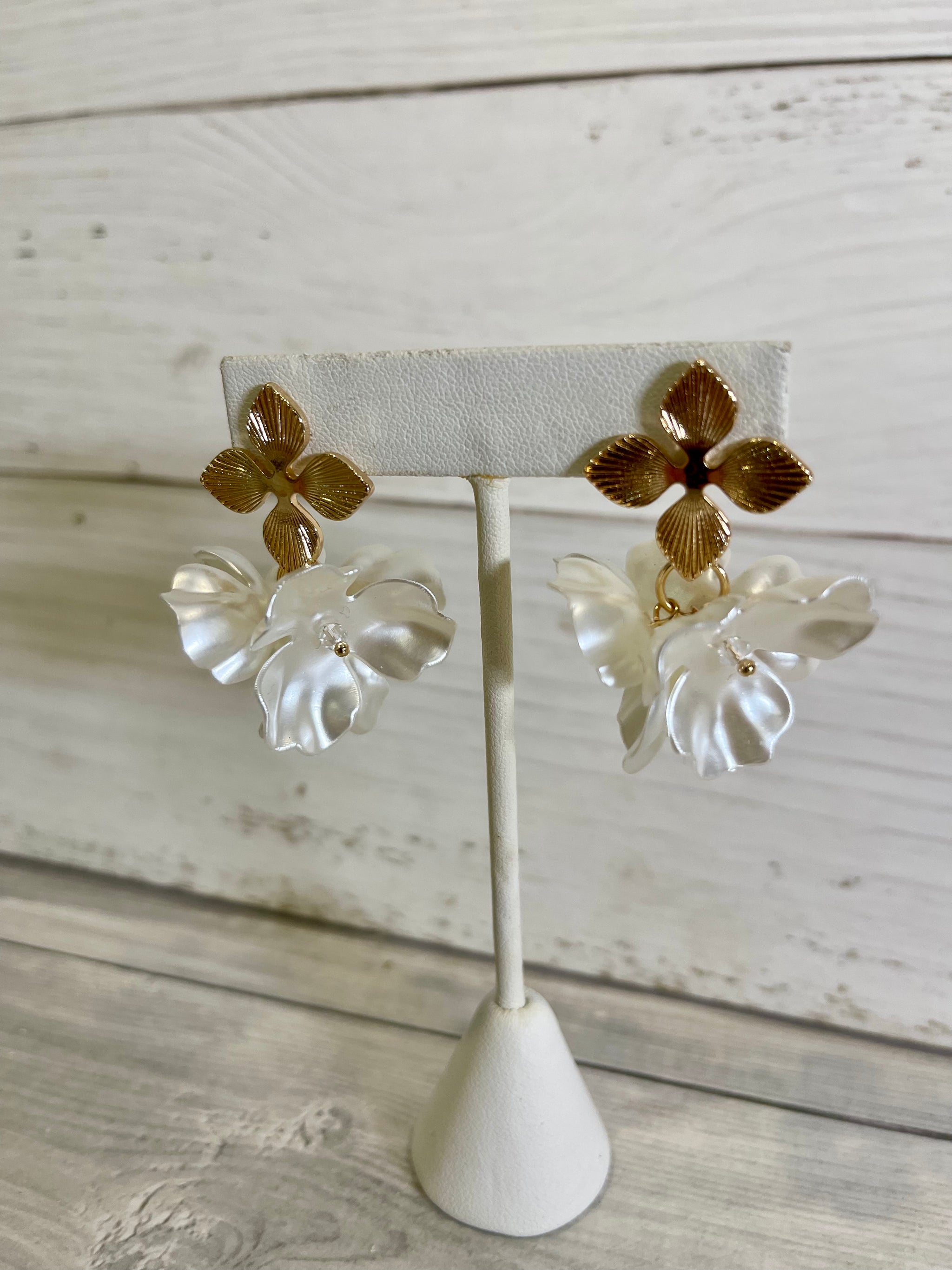 Lily Luxe Earrings