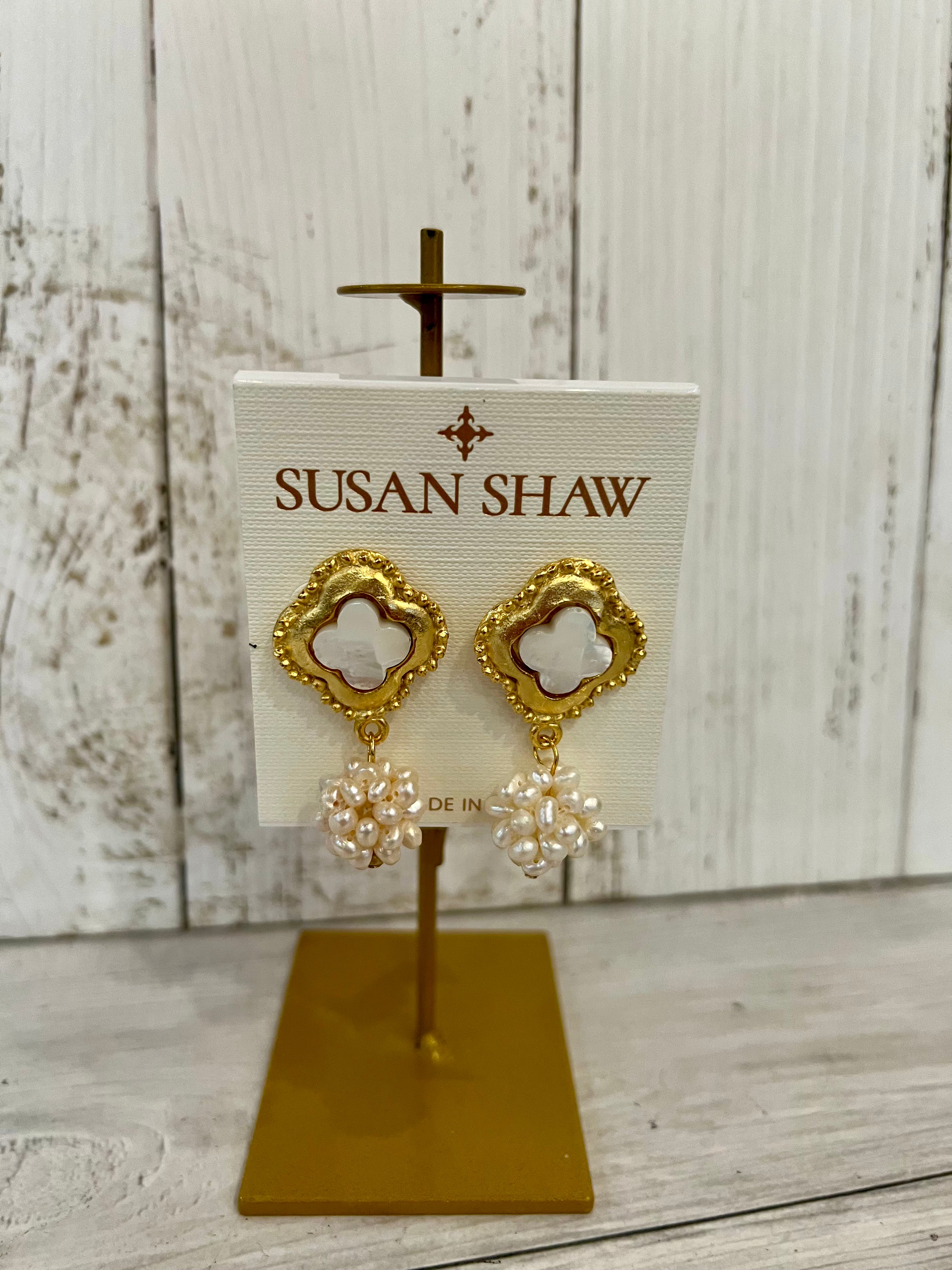 Mother of Pearl Earring