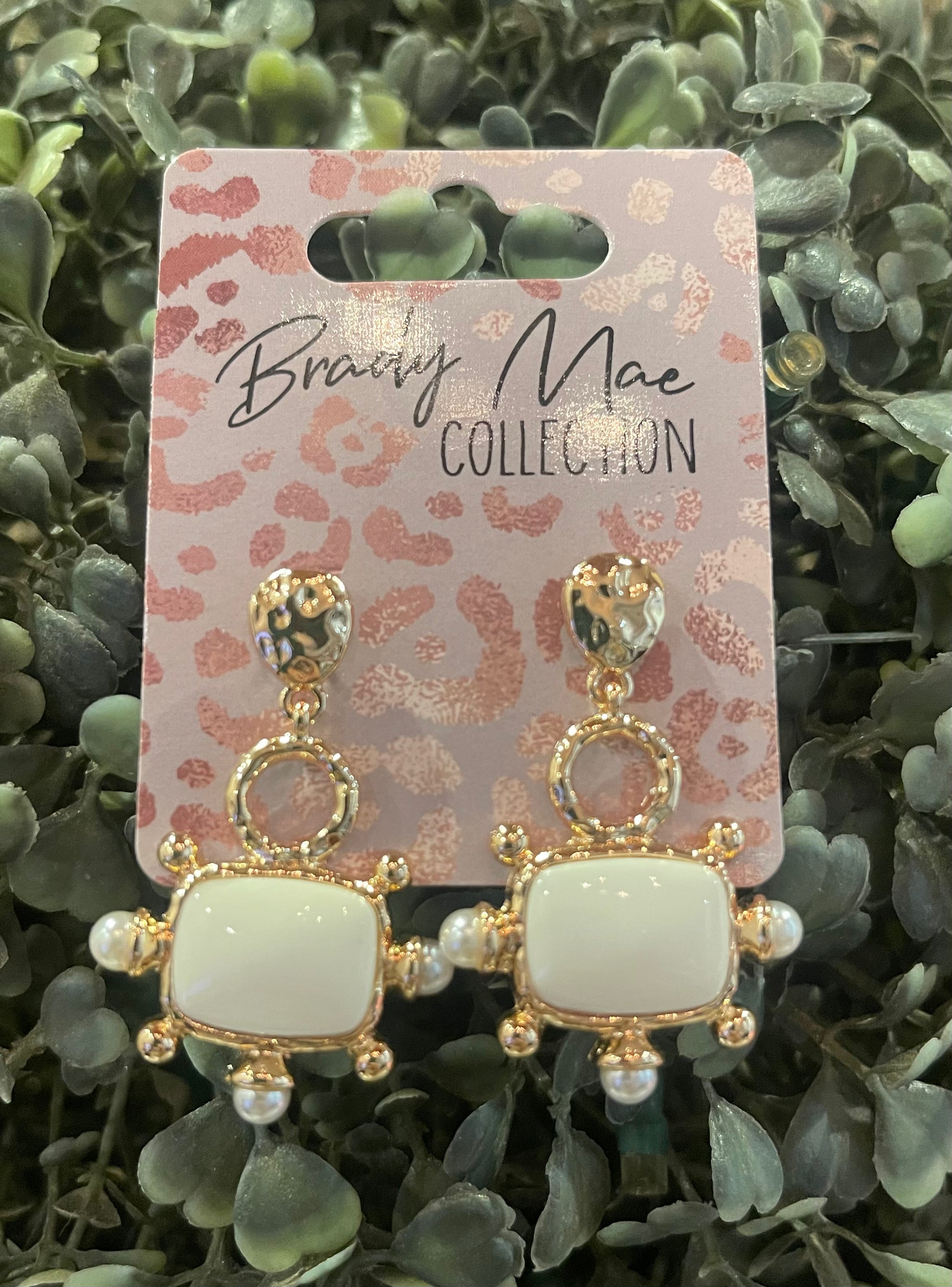 Golden Echoe Earring