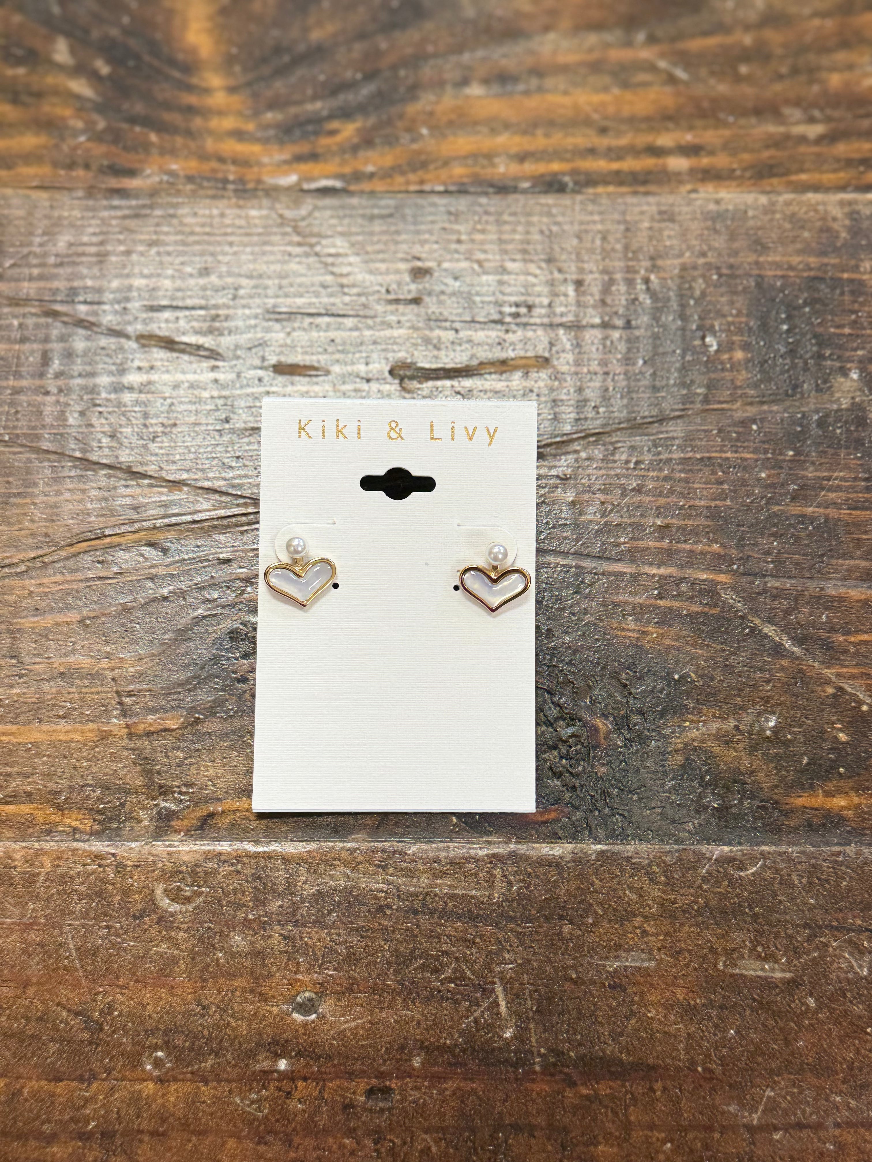 Pearl Heart Stud Earring