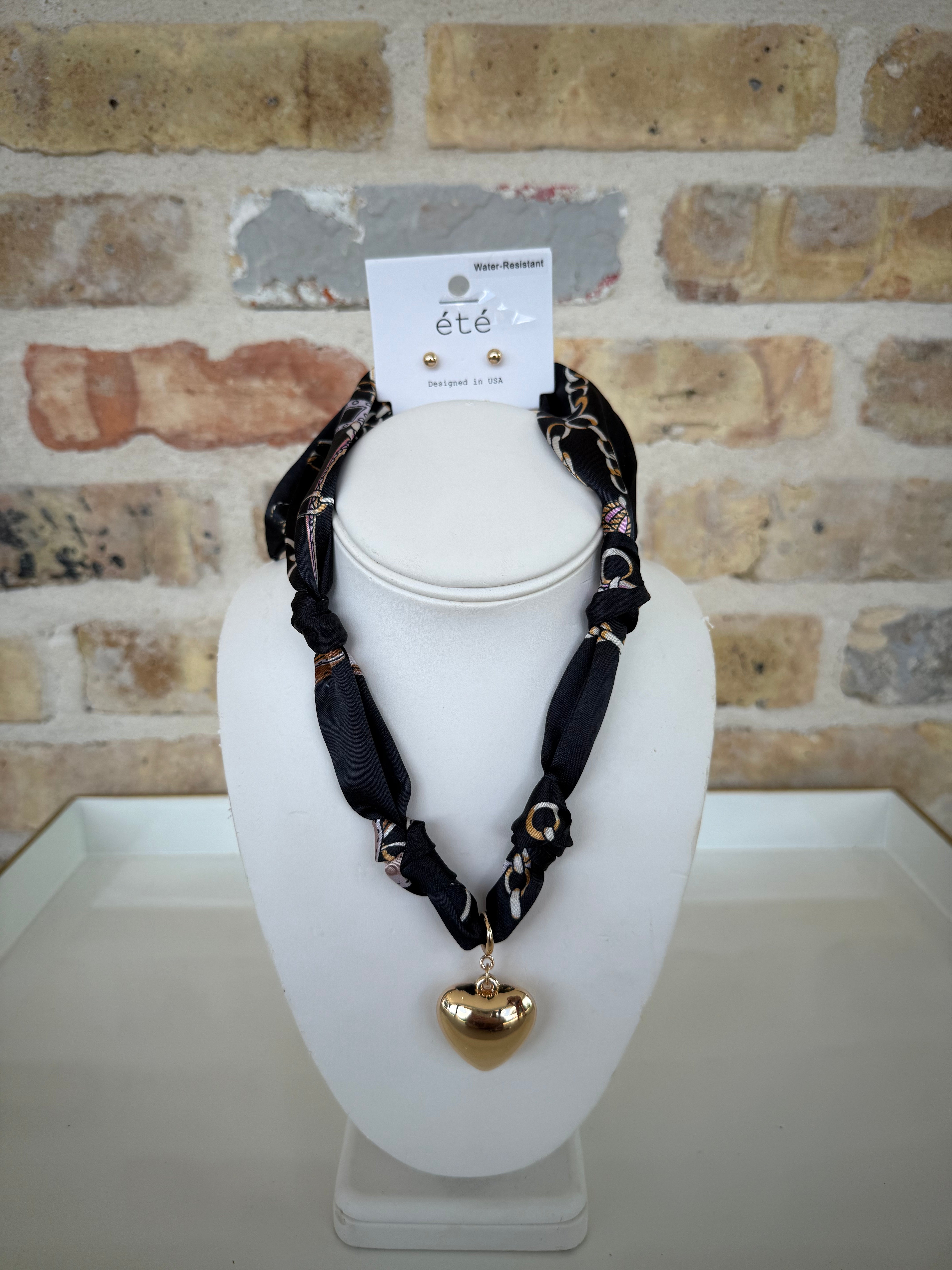Scarf Necklace w/Heart Pendant Set