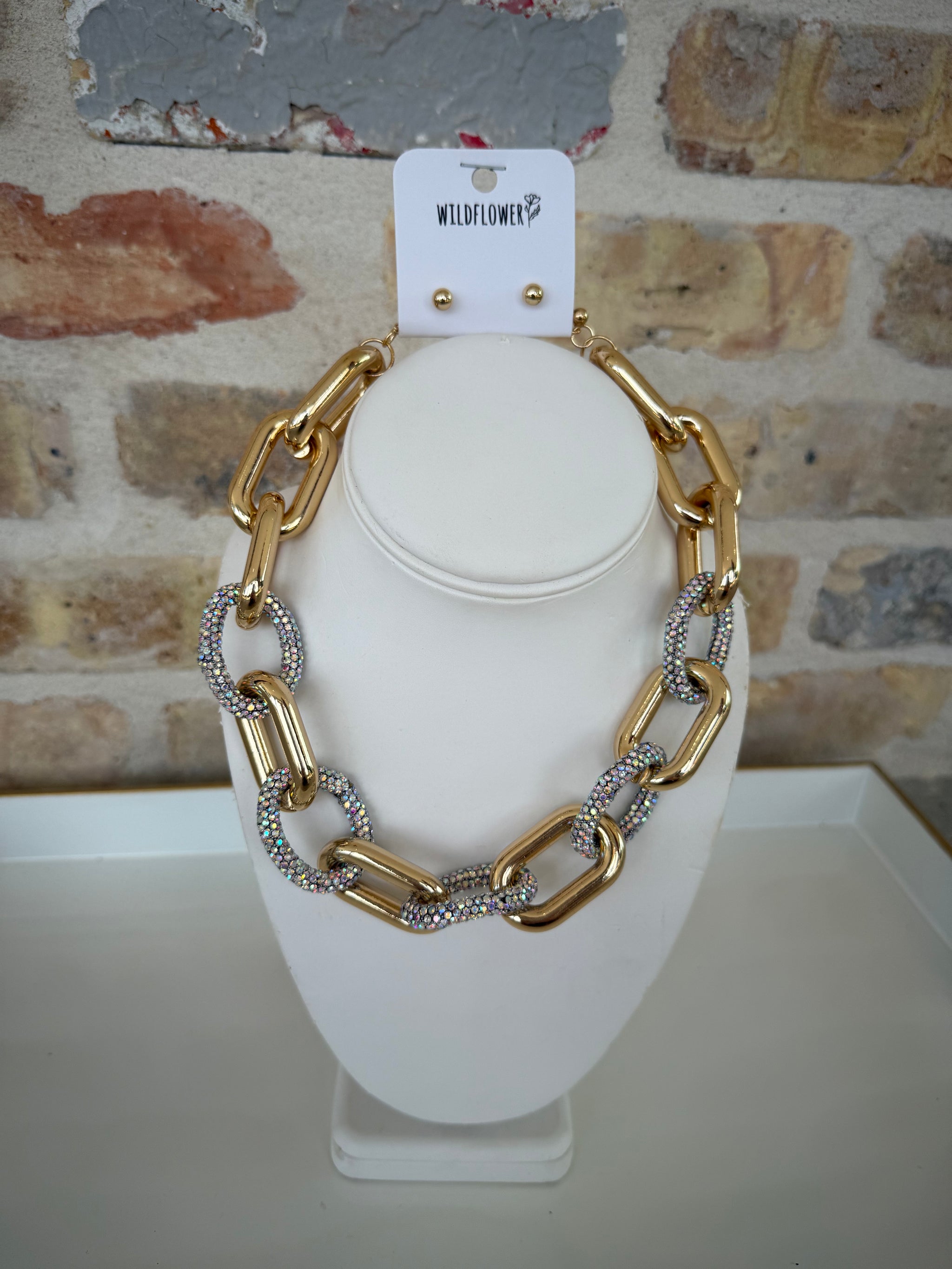 Gold Chain Necklace w/Rhinestones