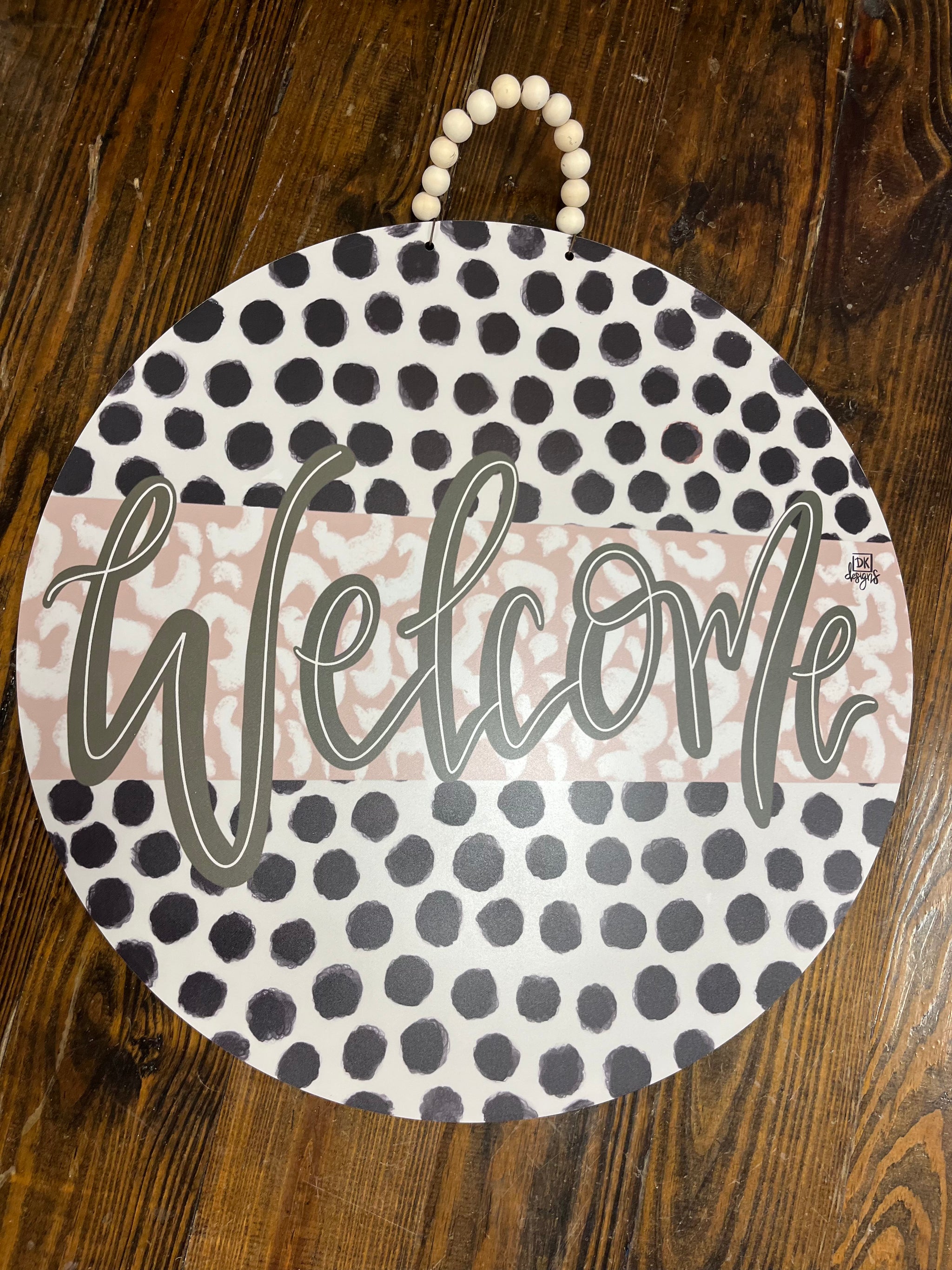 Mocha Dot Welcome Hanger