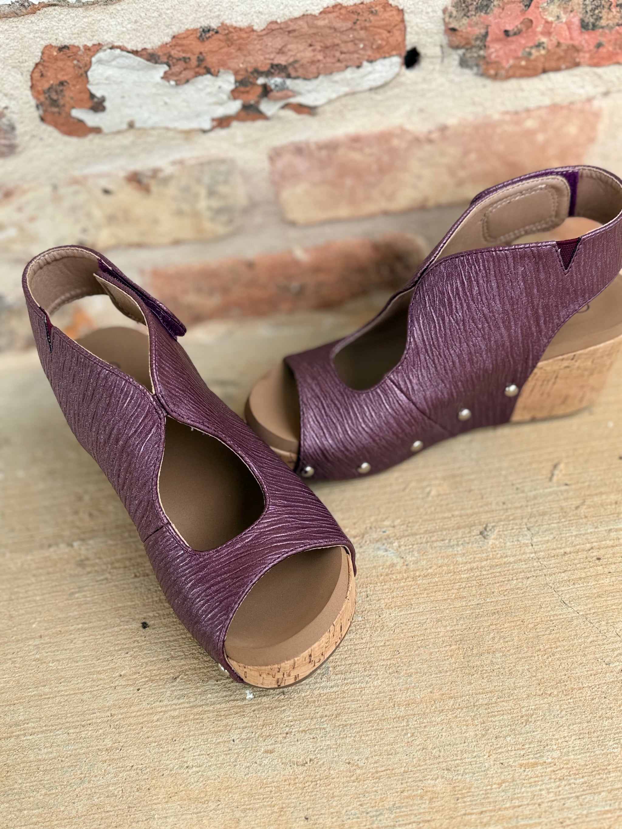 Frisky Merlot Shoe