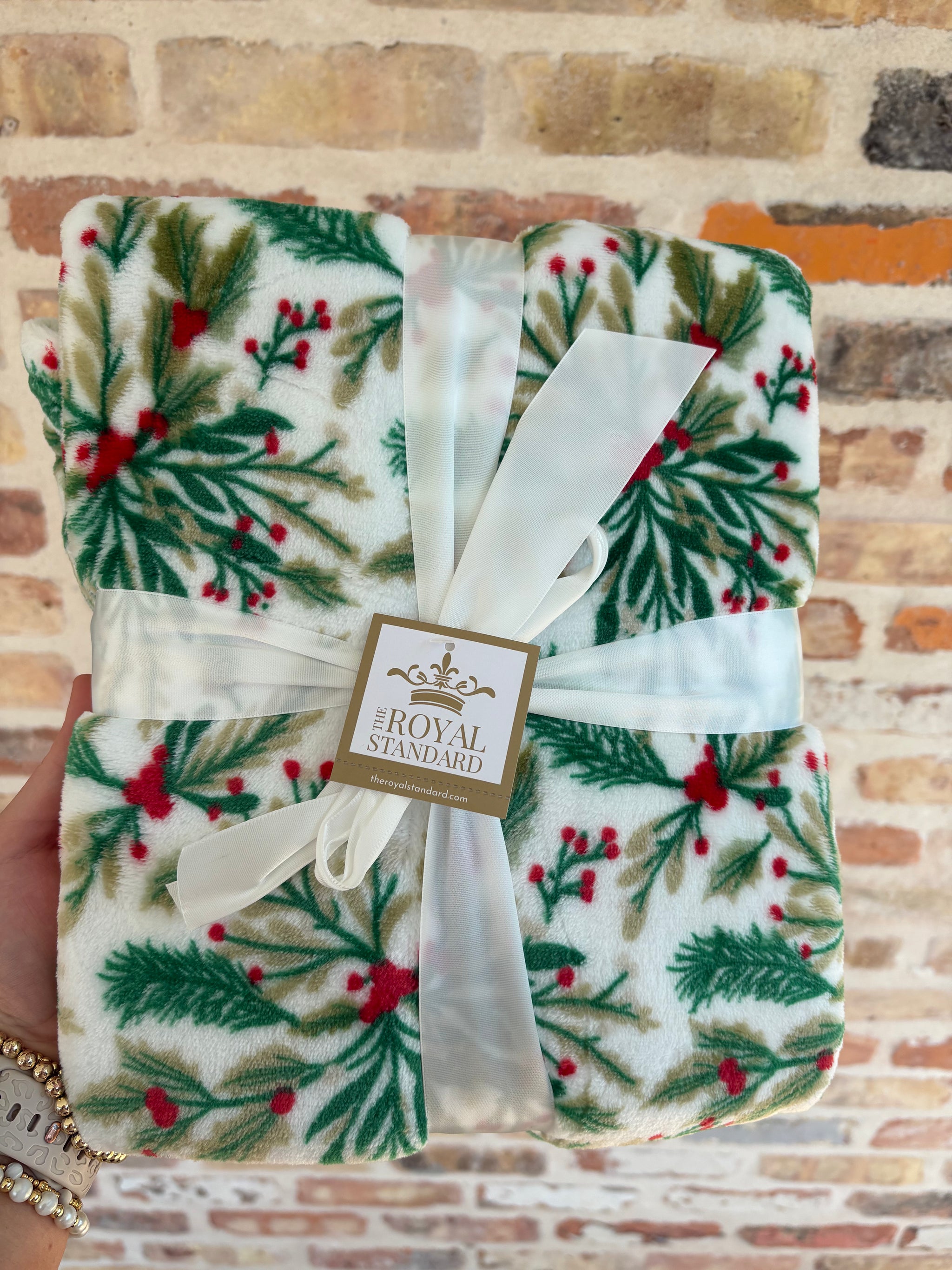 Holly Jolly Throw