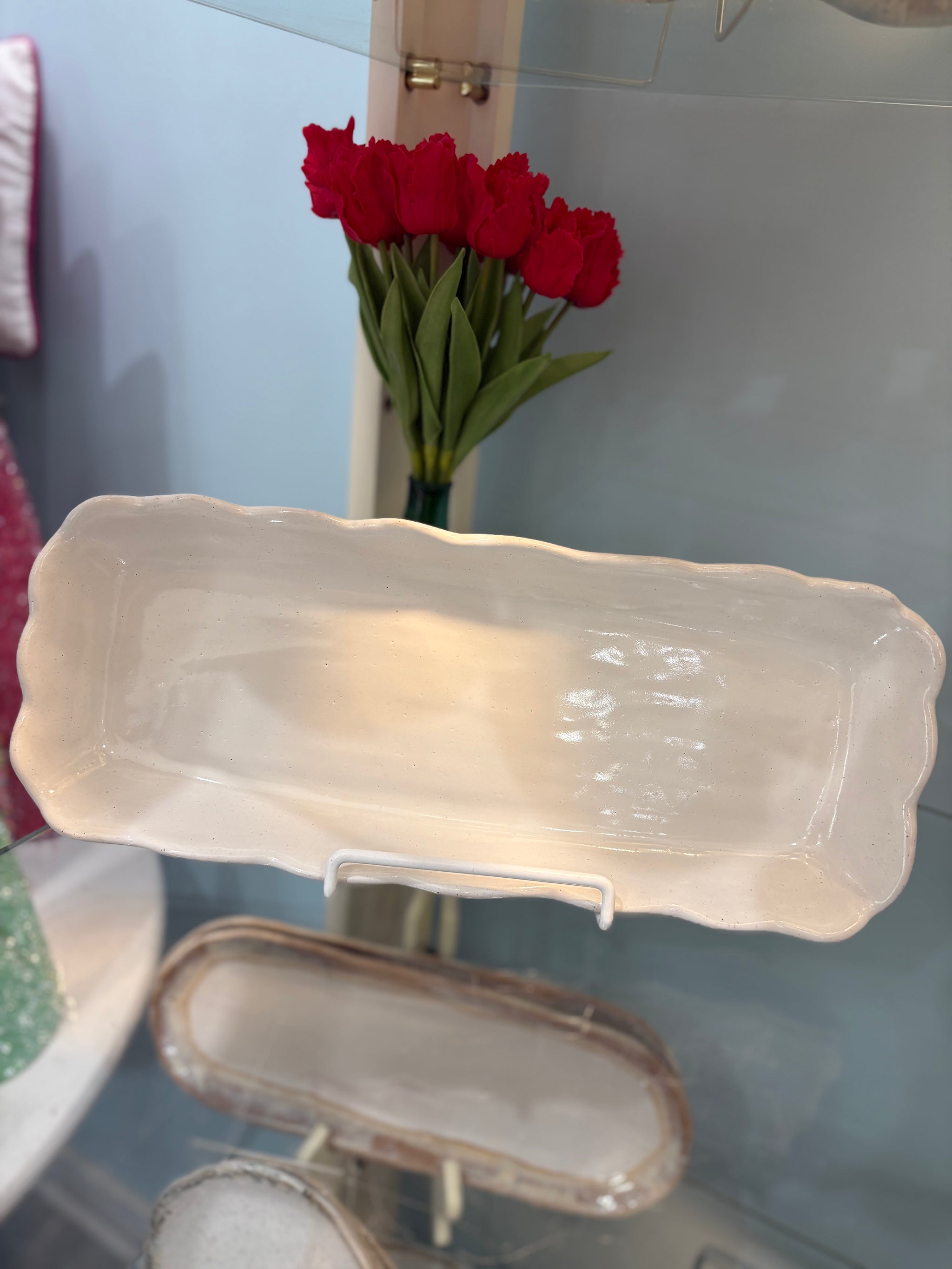 Flirty Edge Tray