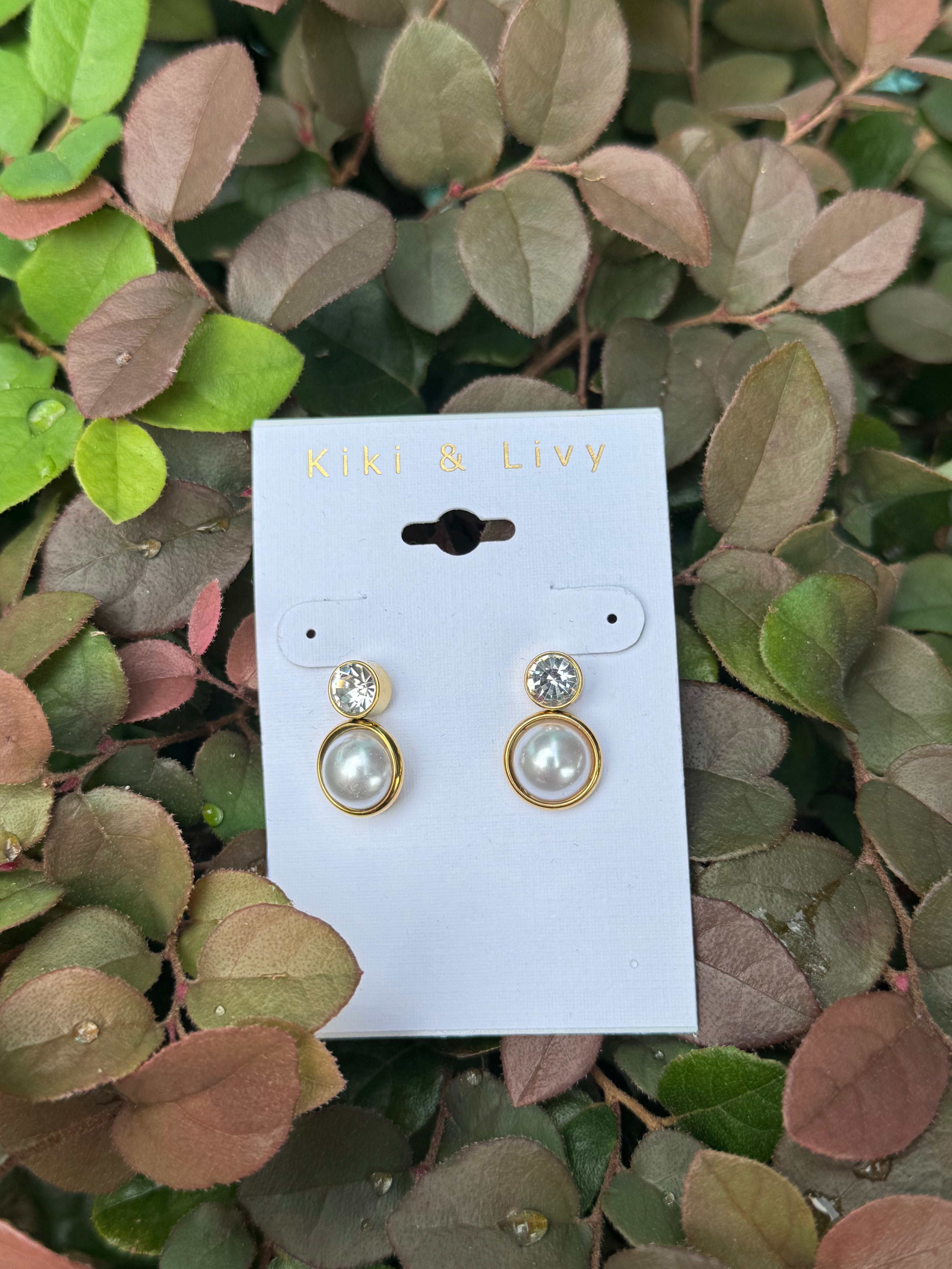 Flat Pearl Stone Earrings