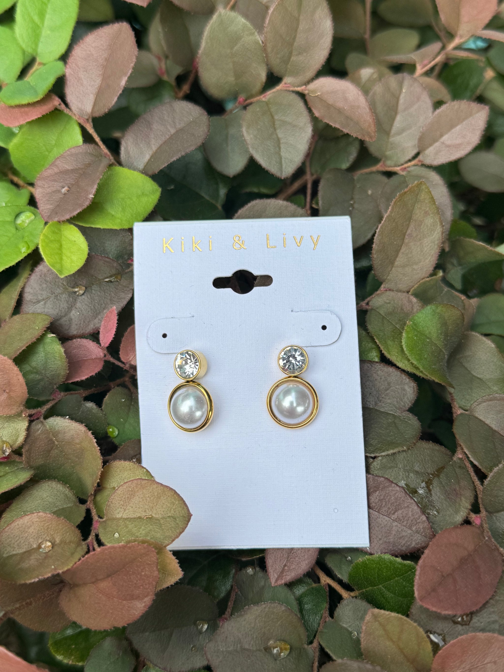 Flat Pearl Stone Earrings