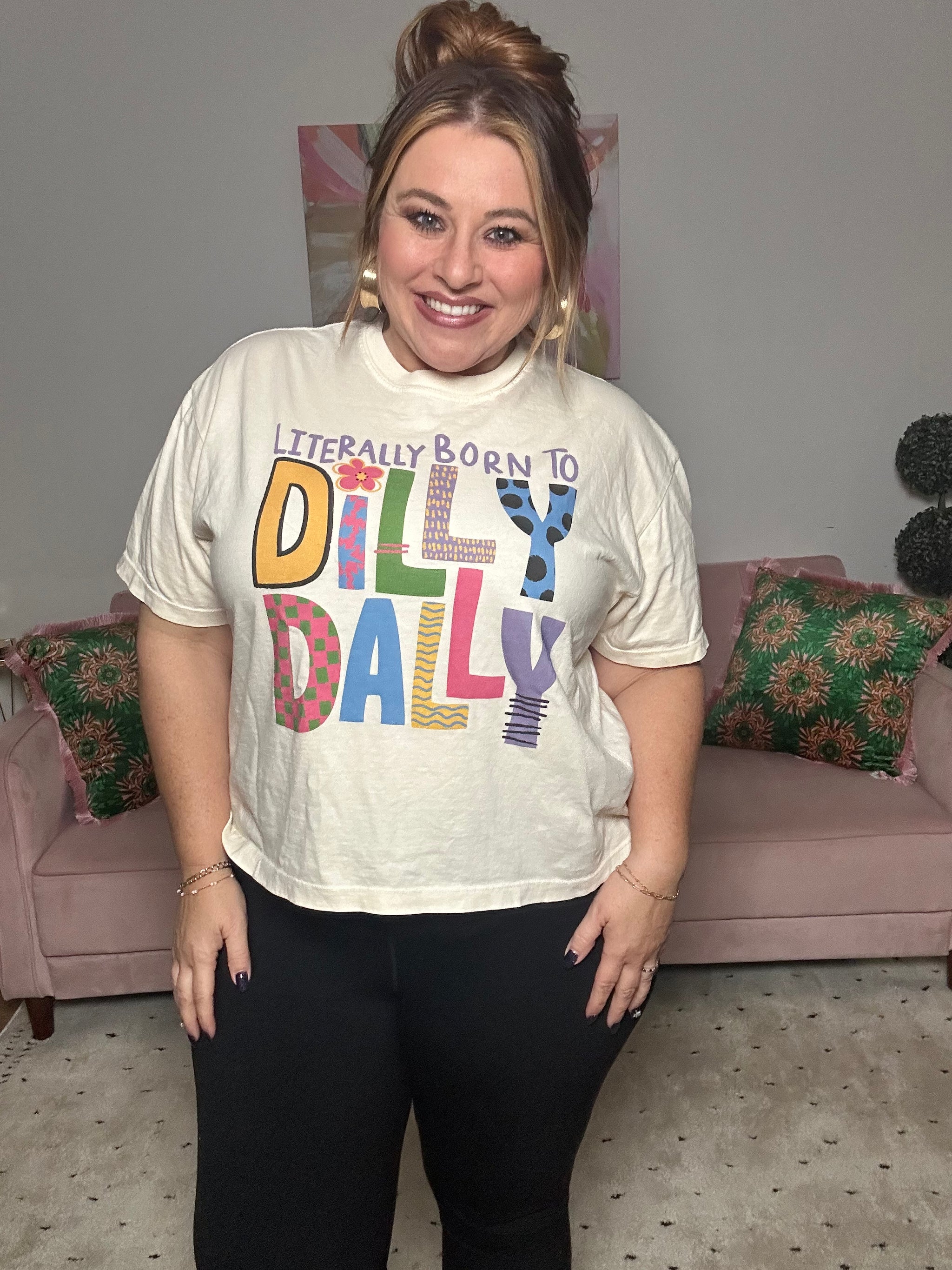 Dilly Dally Crop Tee