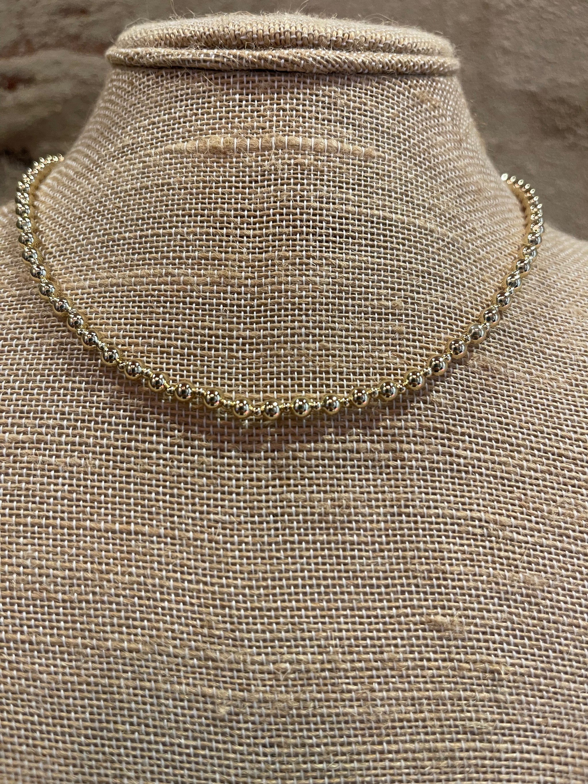 Medium Jackson Necklace