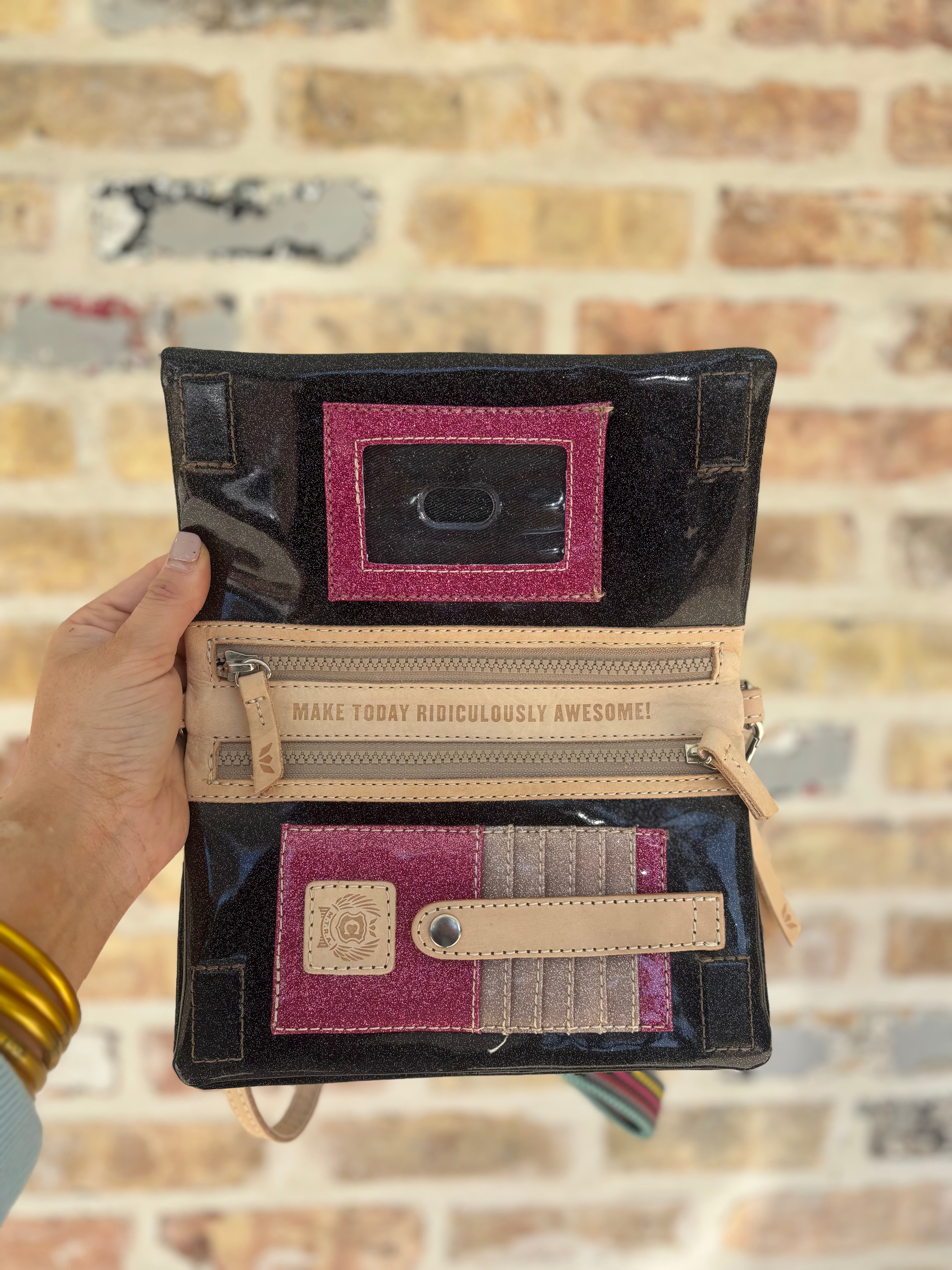 Mariana Uptown Crossbody