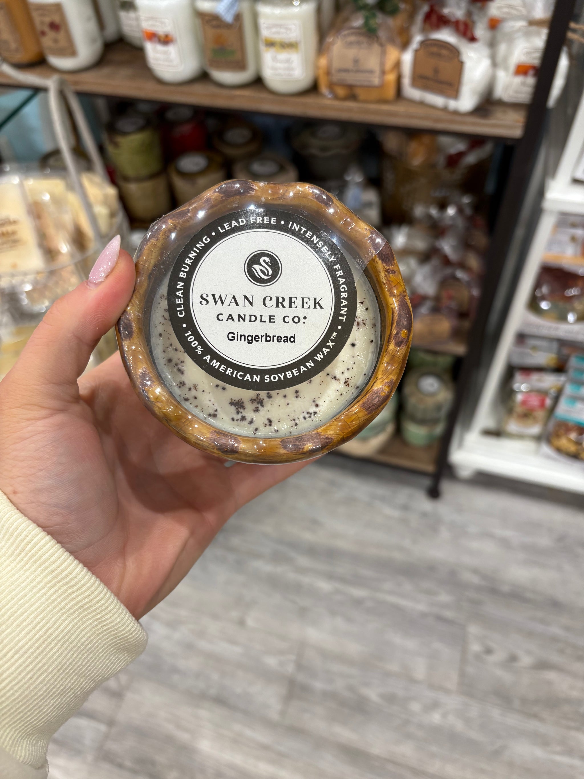 Ruffled Pot Gingerbread Candle