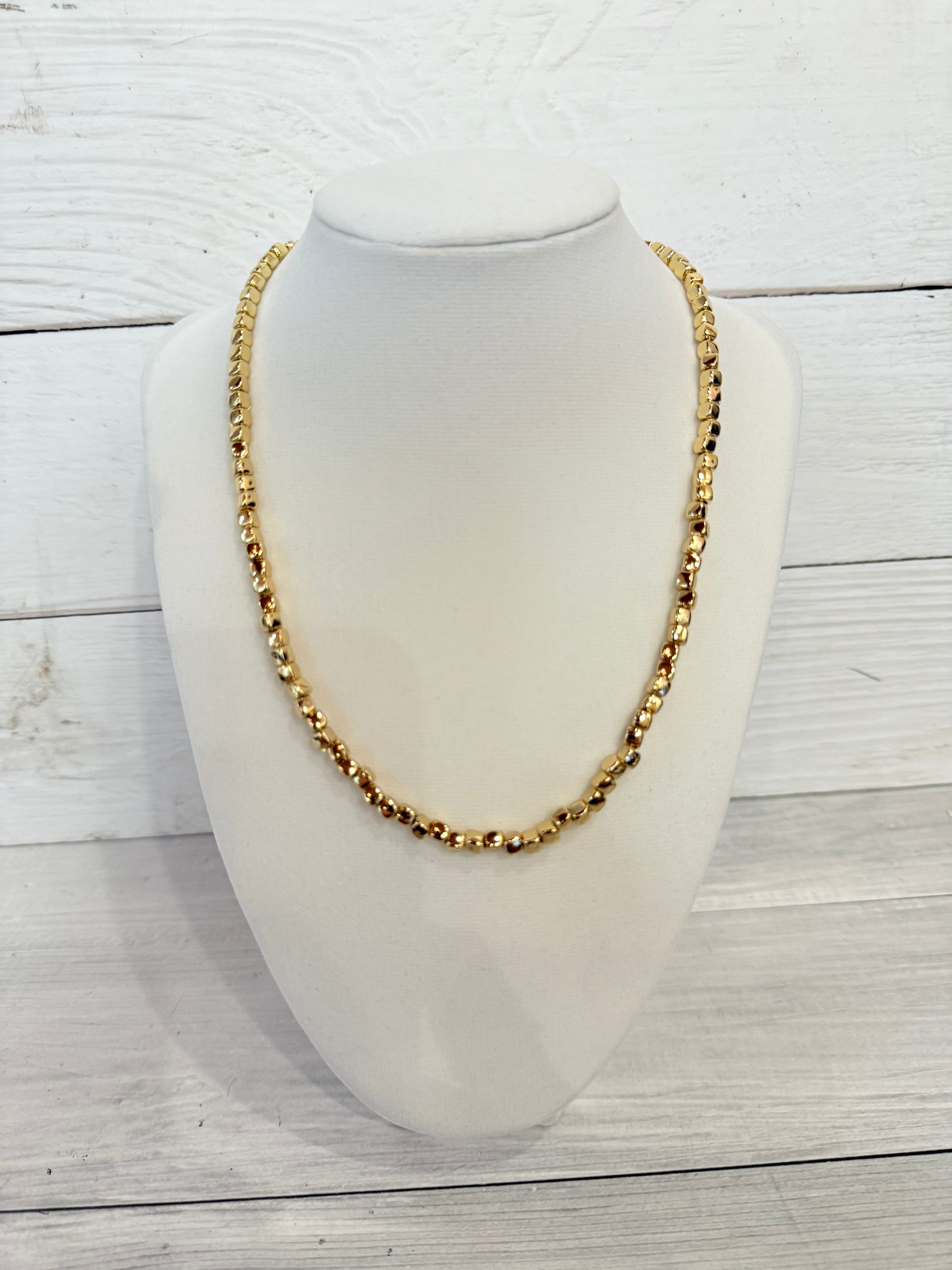 Medium Corrine Necklace
