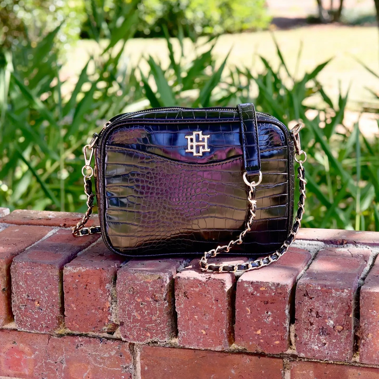 Black Fiona Crossbody - Ballyhoo Boutique and Gift