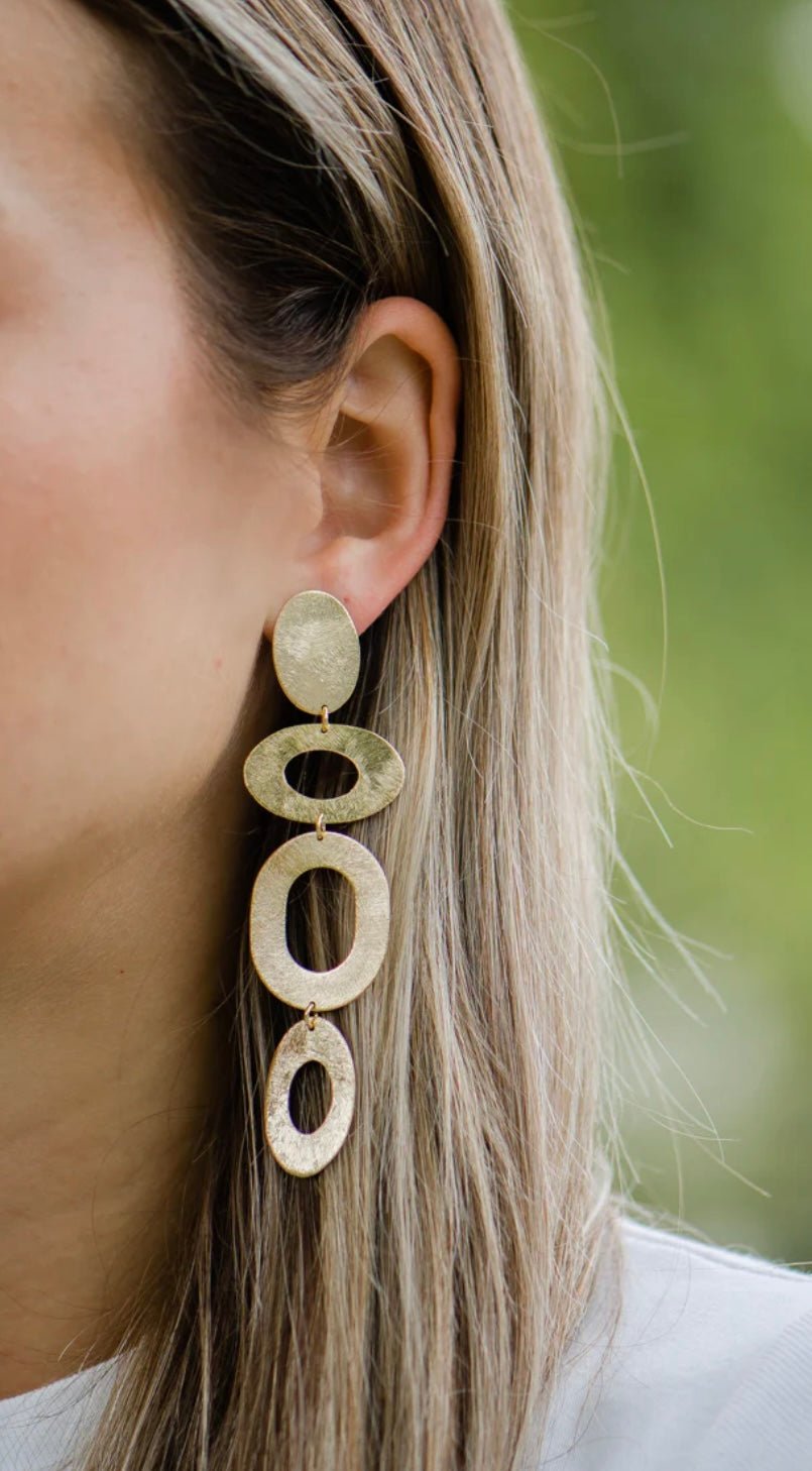 BR843 gold - Ballyhoo Boutique and Gift