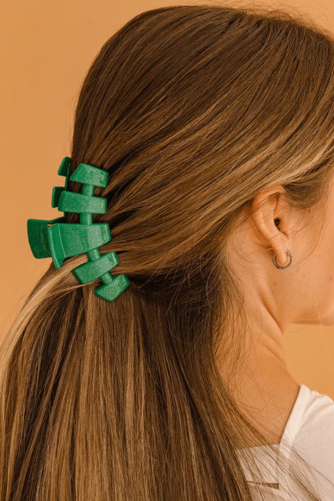 Classic Shamrock Medium Clip - Ballyhoo Boutique and Gift