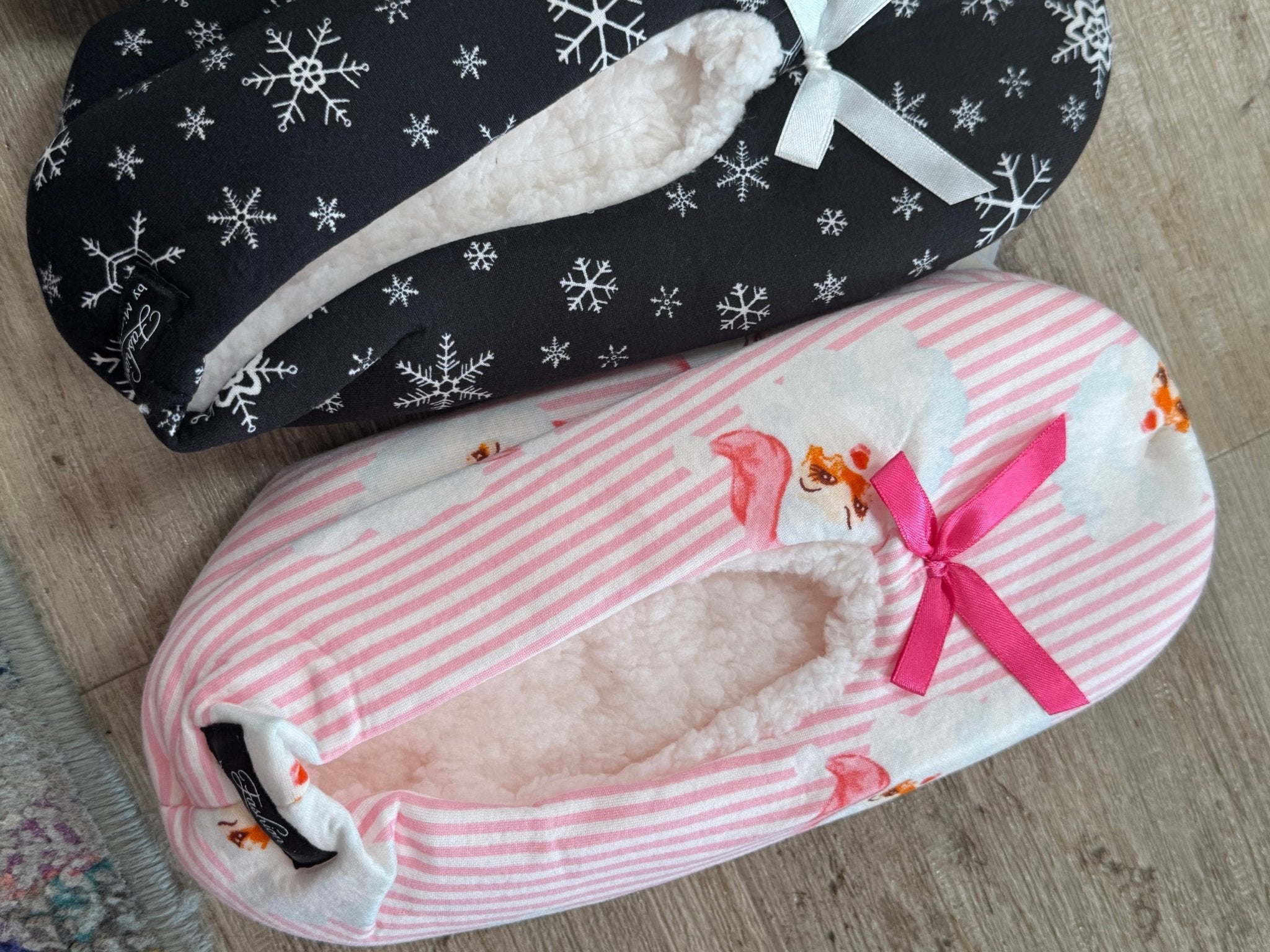 Holiday Slippers - Ballyhoo Boutique and Gift