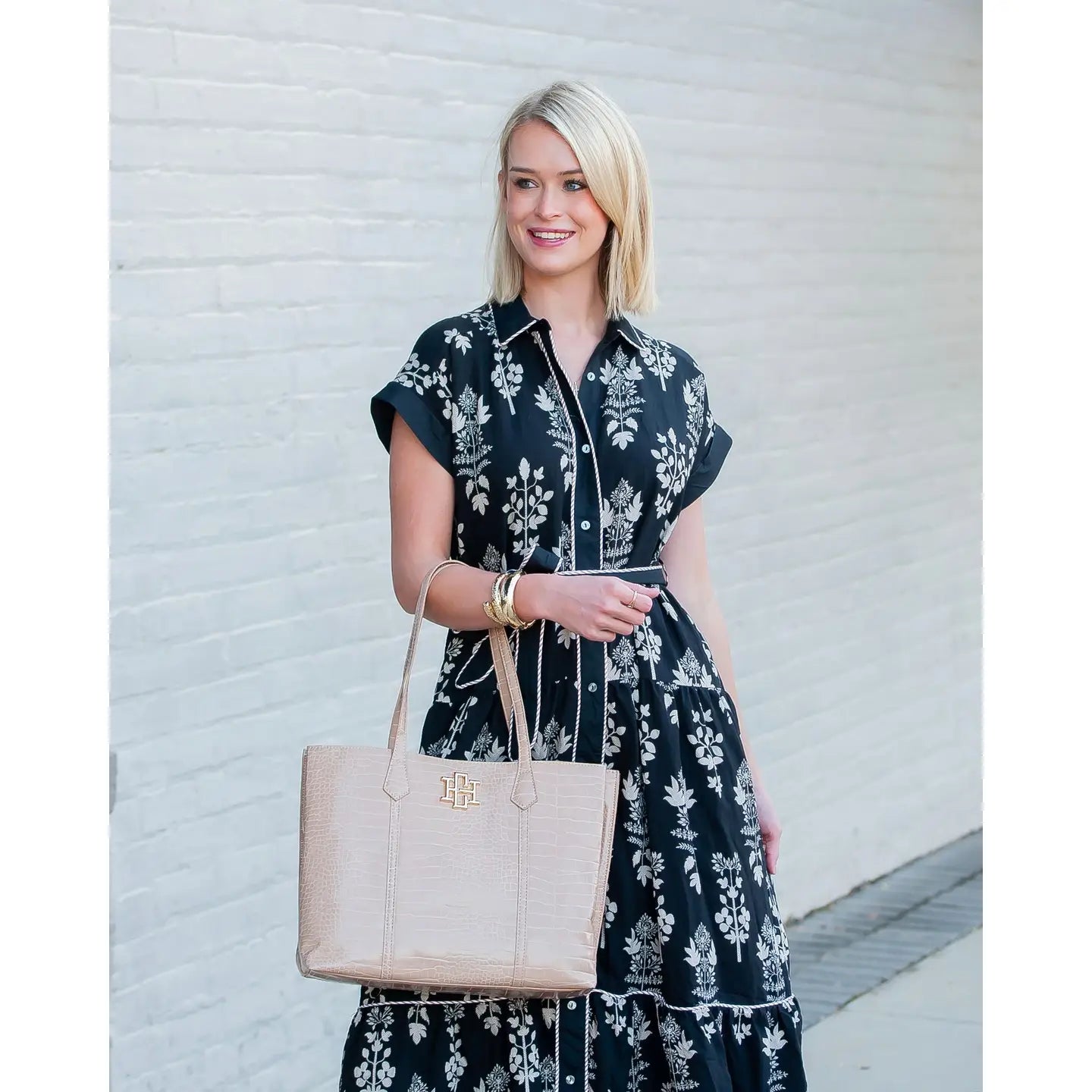 Latte Heath Tote Bag - Ballyhoo Boutique and Gift