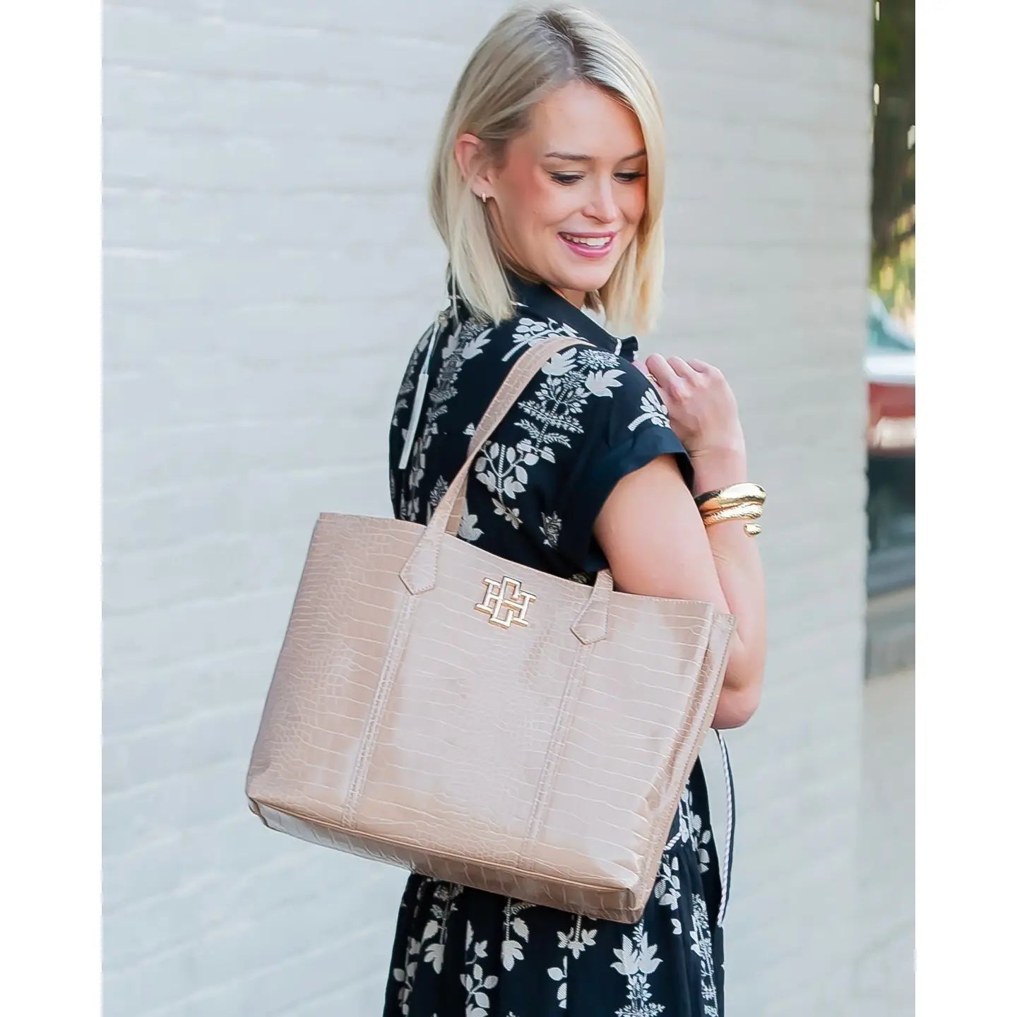 Latte Heath Tote Bag - Ballyhoo Boutique and Gift
