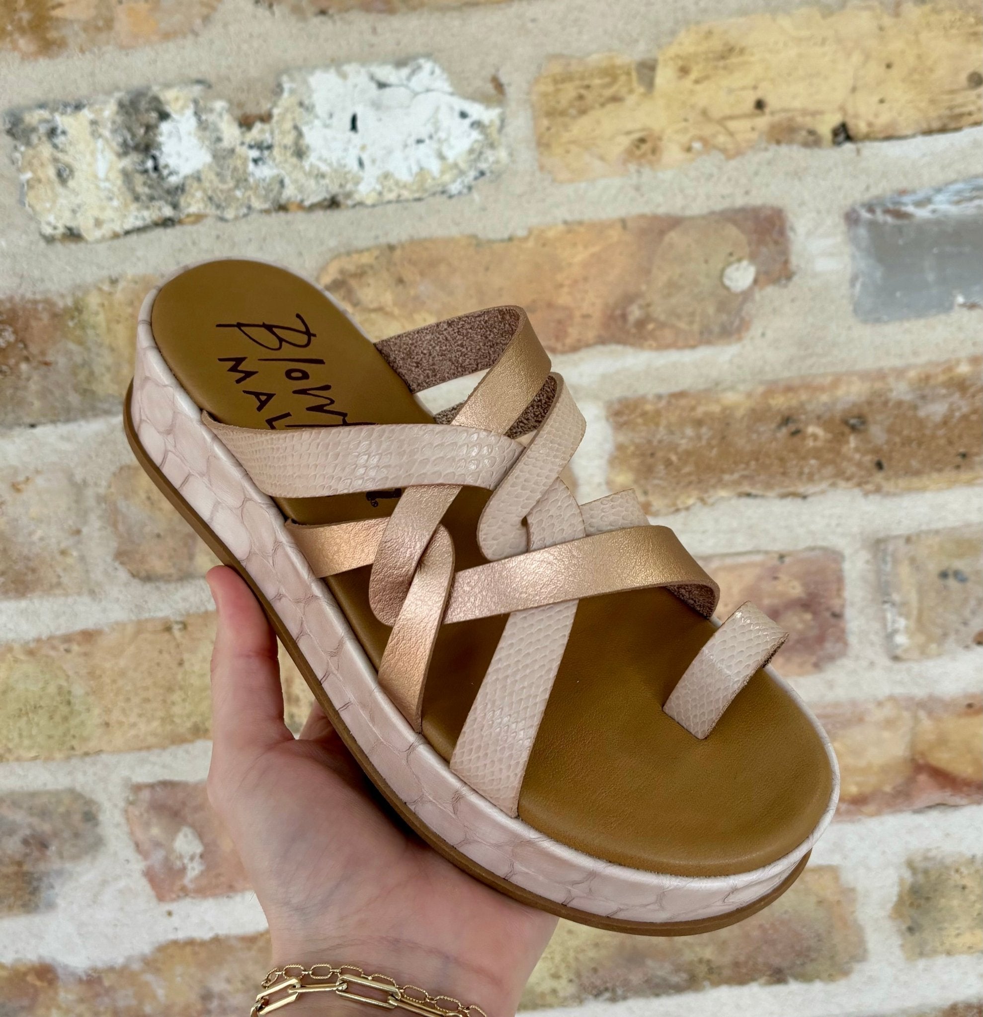 Mando Shoe - Ballyhoo Boutique and Gift