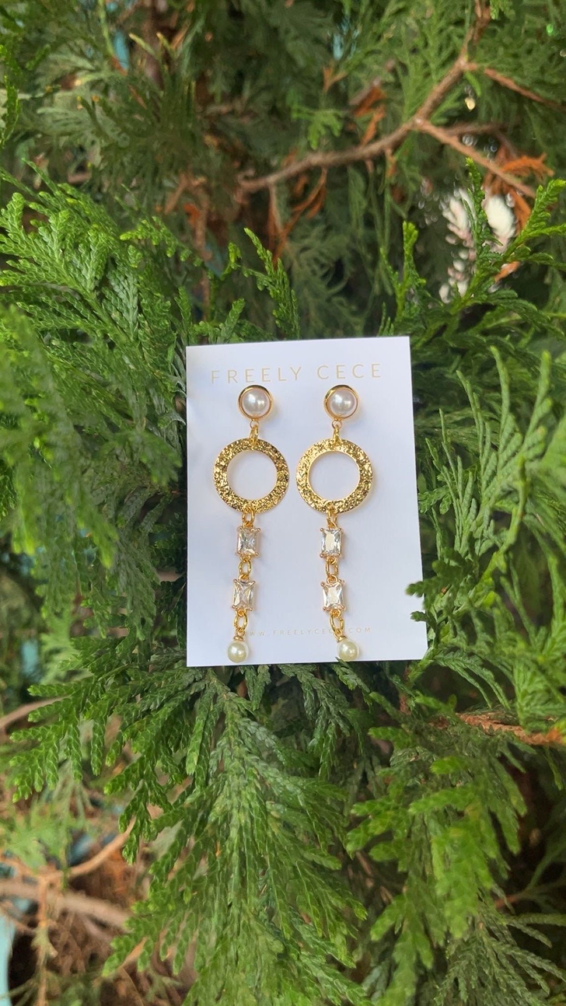One Circle Drop Earring - Ballyhoo Boutique and Gift