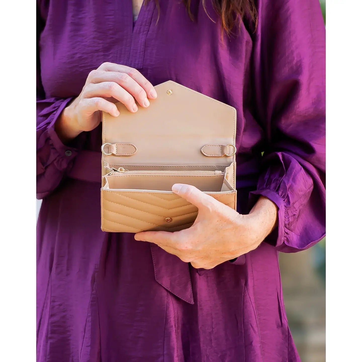 Saddle Carlington Clutch/Crossbody - Ballyhoo Boutique and Gift