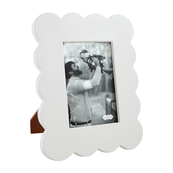 Scalloped Lacquer Frame - Ballyhoo Boutique and Gift
