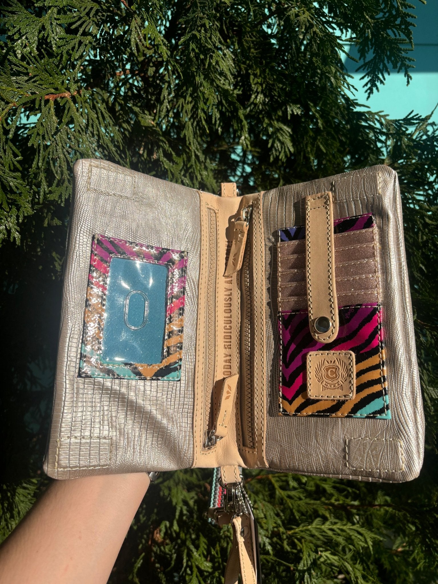 Uptown Crossbody Celeste - Ballyhoo Boutique and Gift
