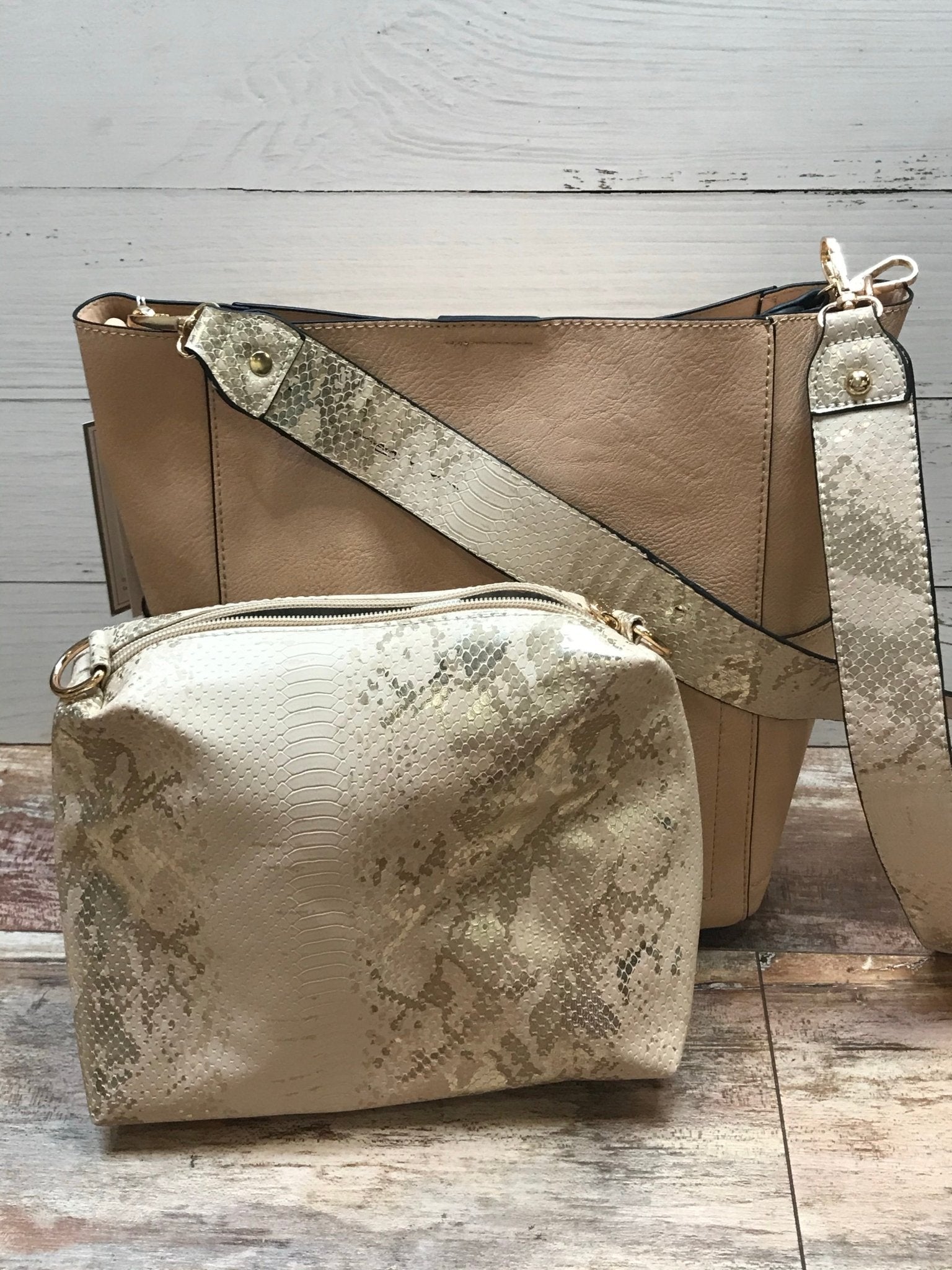 Abby Bucket Bag - Ballyhoo Boutique and Gift