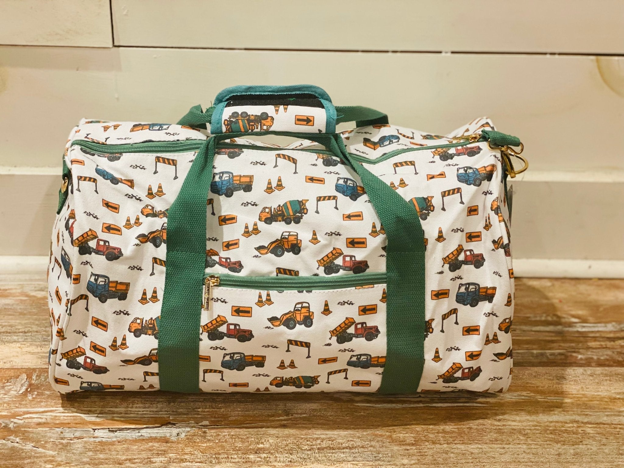 Jane Marie Overnight Bag - Ballyhoo Boutique and Gift